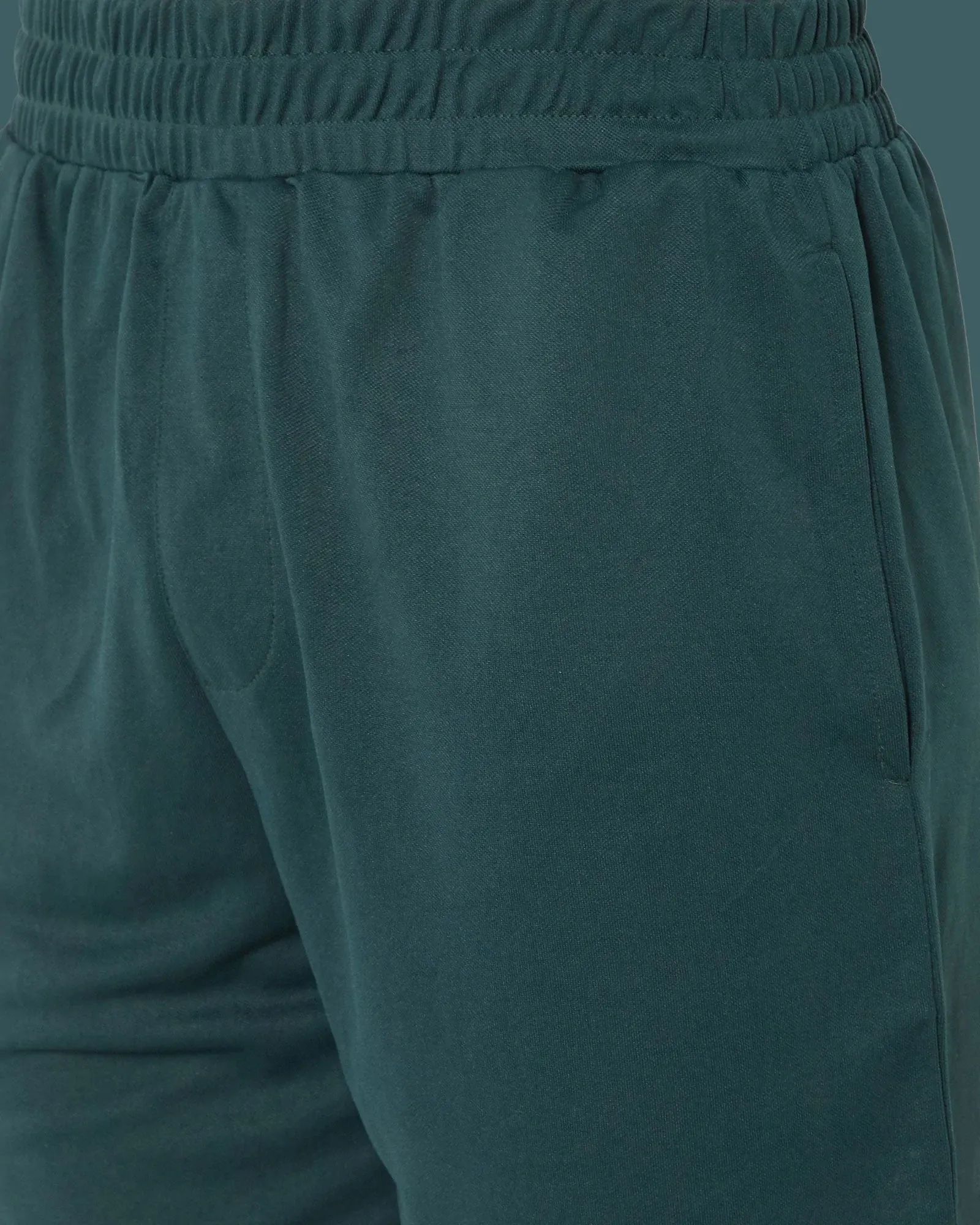 Active Shorts : Avocado Green