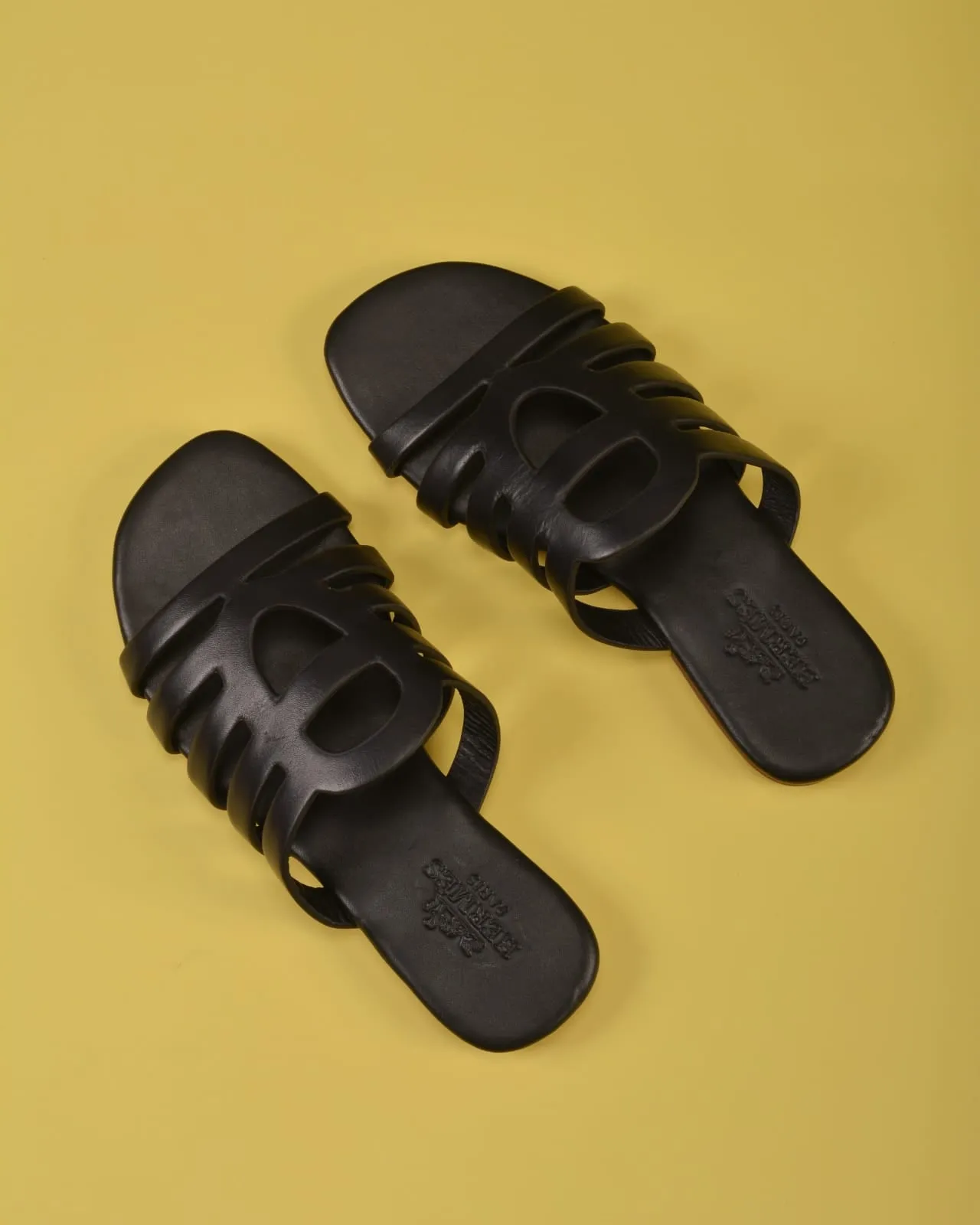 Camelia Sandal Black