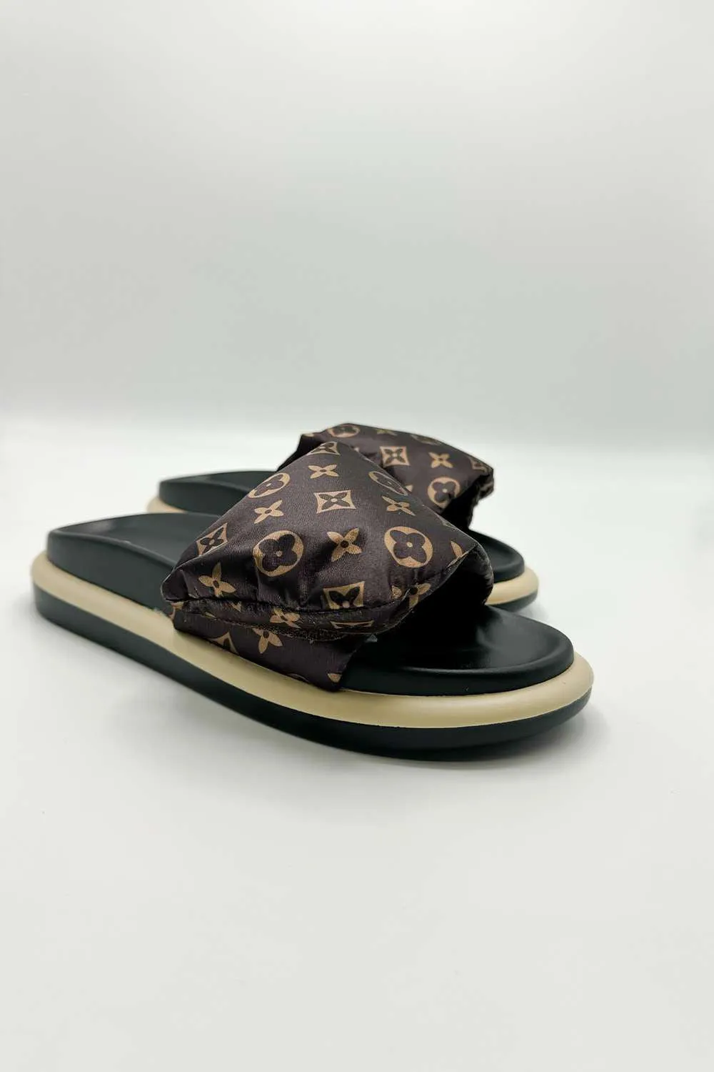 Cornie Patterned Band Sliders in Brown