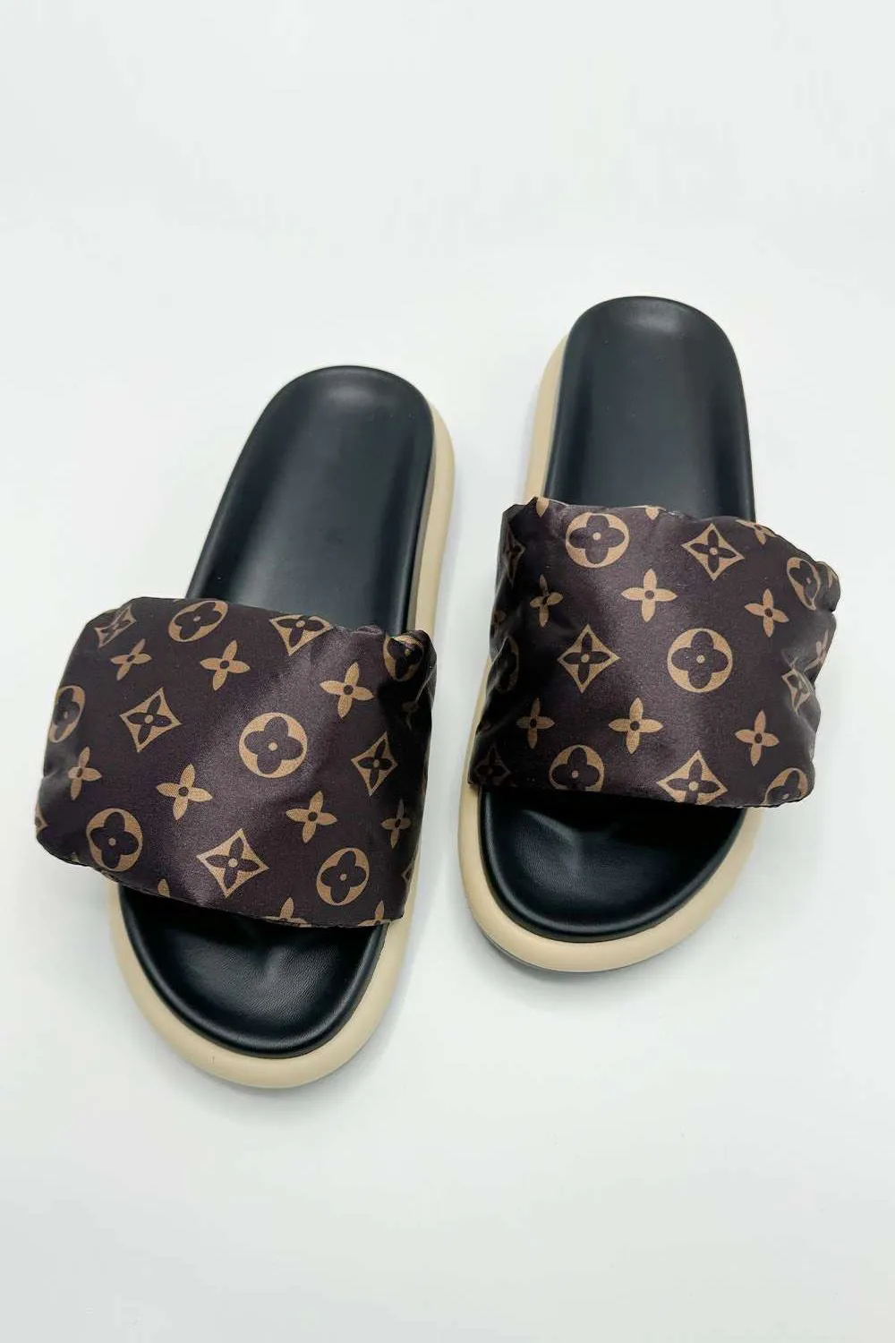 Cornie Patterned Band Sliders in Brown