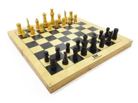 DS Chess Board with Chessmen