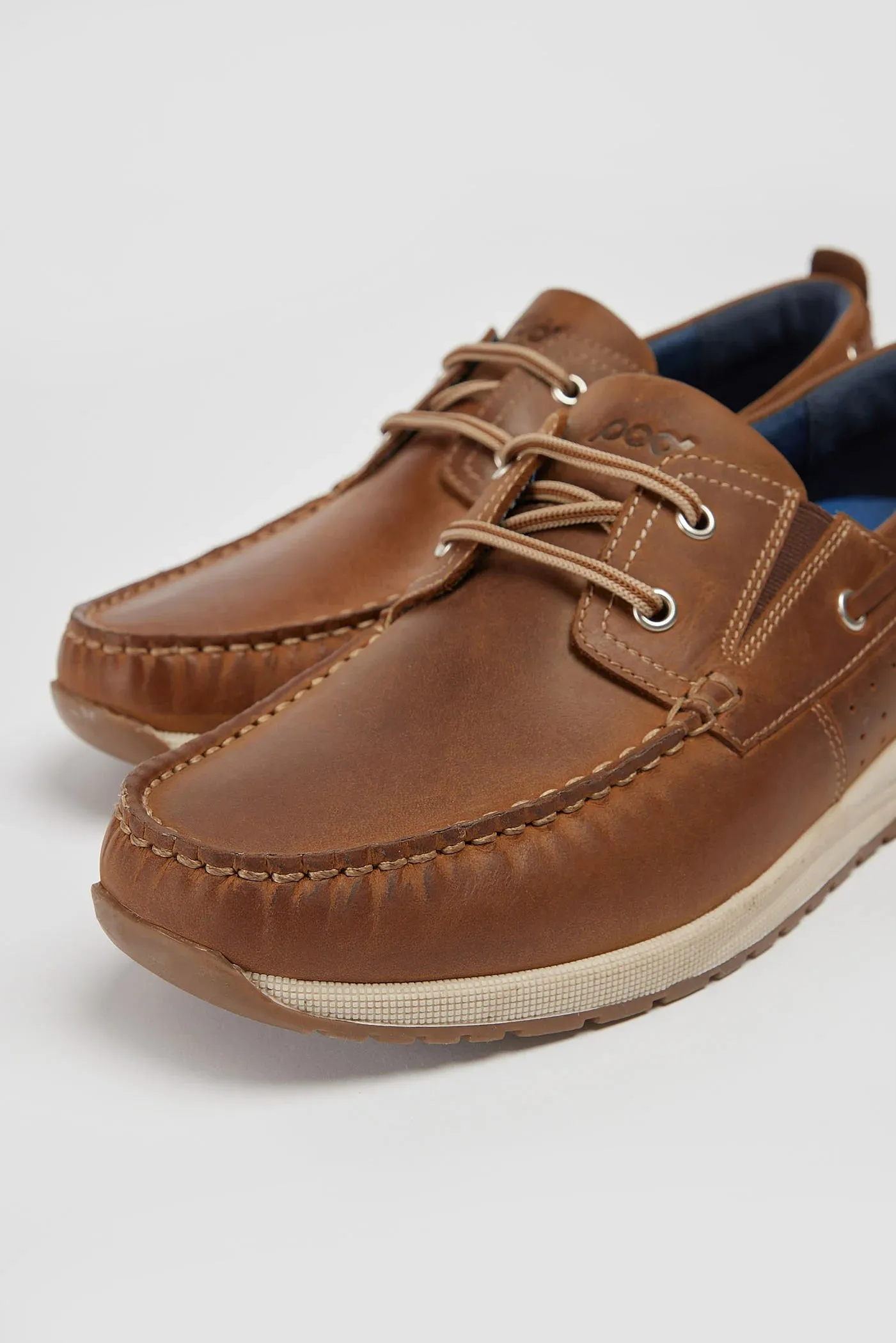 Mens Pod Brown Casual Boat Shoe Laced Riley Waxy Leather