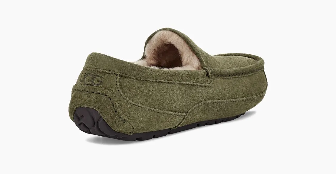 UGG Ascot