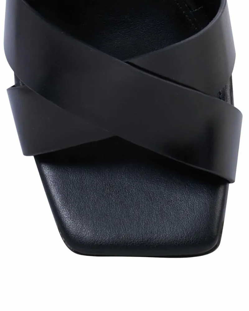 Vince Camuto HELYA BLACK/COW DERBY